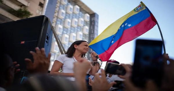 Ratifica gobierno de Maduro inhabilitación contra María Corina Machado como candidata presidencial