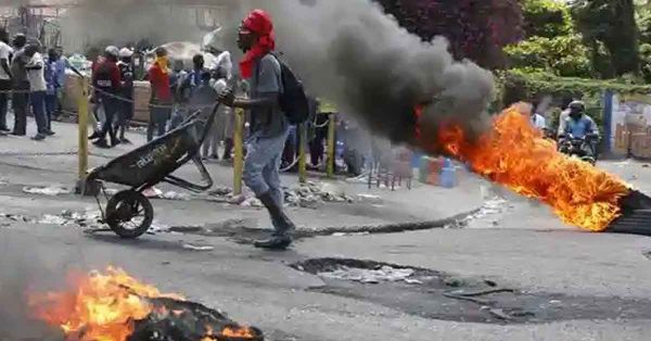 Dimite primer ministro de Haití en medio de crisis