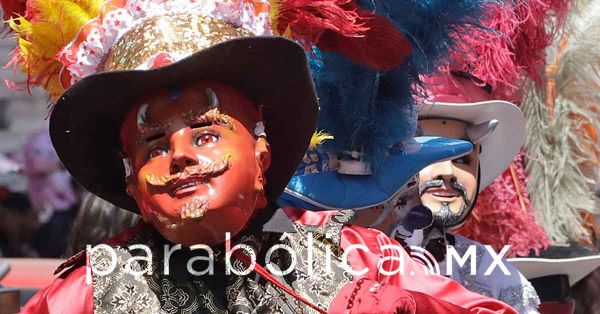 Coordinarán municipio y cuadrillas de huehues para festividades de Barrios de la Ciudad: Adán Domínguez