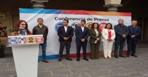 Defiende Eduardo Rivera a los voceros oficiales del Frente