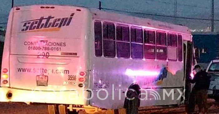 Participaron 2 vehículos en asalto a trabajadores de Volkswagen