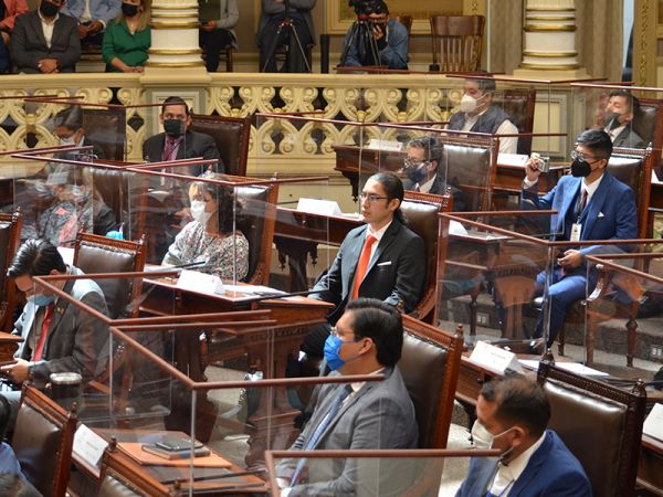 Con “Parlamento Juvenil”, gobierno estatal incentiva participación de jóvenes en política