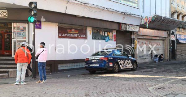 Permanece fuerte presencia policial contra ambulantes en el Centro Histórico