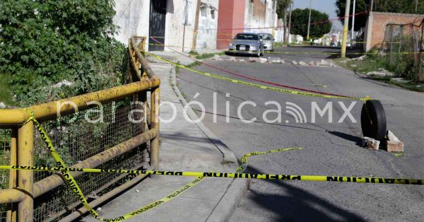 Instalarán refuerzos y barandales a puente dañado en San Miguel Espejo