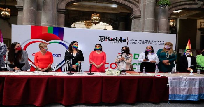 Realizan boda colectiva incluyente
