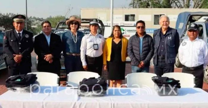 Debe edil de Chiautzingo &quot;por dignidad&quot; devolver donaciones de Raúl Salinas: Barbosa