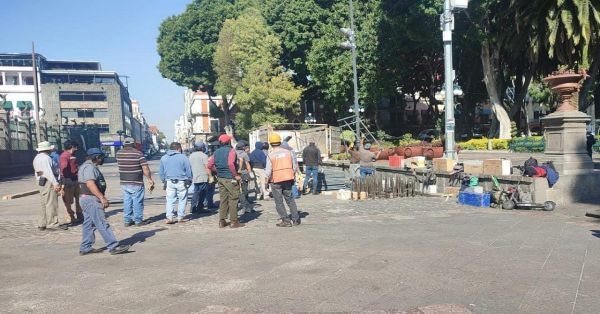 Valora el Ayuntamiento de Puebla otorgar permiso para templete y marcha de la 4T