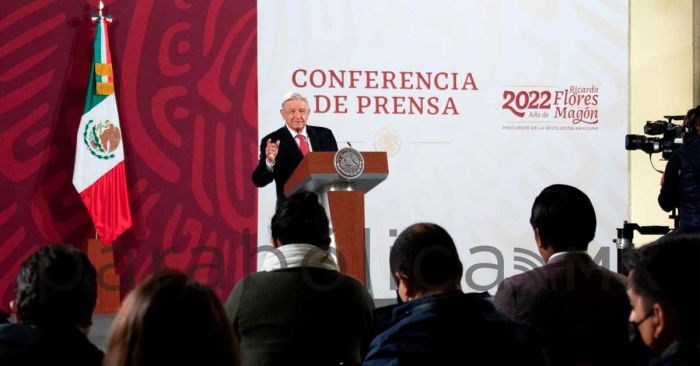 Grupo de hackers “Guacamaya” operan desde el extranjero: AMLO