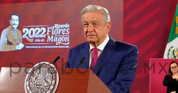 Instruye AMLO a Sheinbaum preparar Zócalo ante manifestaciones a favor del INE