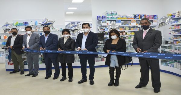 Inauguran Farmacias Fleming en Chignahuapan