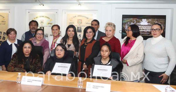 Reconoce Congreso a dos mujeres con discapacidad por su constancia y tenacidad