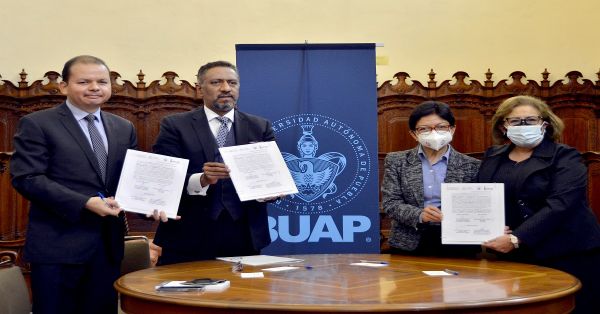 Encabeza Lilia Cedillo firma de convenio entre la BUAP y Prodecon