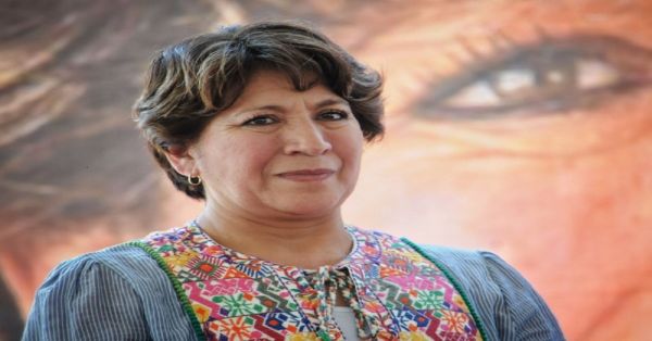 Felicita Higinio Martínez a la Maestra, &#039;le deseo éxito&#039;