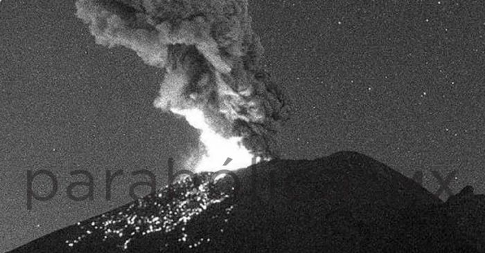 Expulsa Popocatépetl material incandescente y ceniza, sin repercusiones: SEGOB