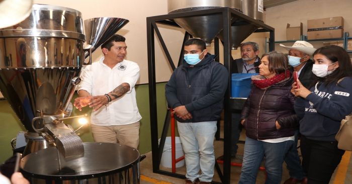 Inicia SDR talleres de tostado de café
