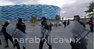 Estudian concesionar el estacionamiento del Estadio Cuauhtémoc