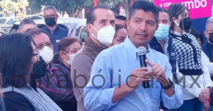 Desorden e inseguridad en la ciudad, est&aacute; relacionado con la venta irregular de bebidas embriagantes en v&iacute;a p&uacute;blica: Eduardo Rivera