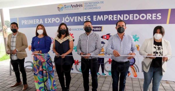 Realiza Ayuntamiento de San Andrés primera expo Jóvenes Emprendedores