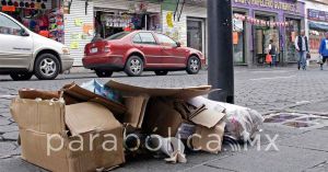 Amanece el Centro Histórico entre escombro y montones de basura