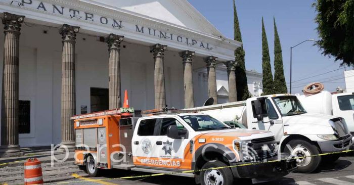 Cercan el Panteón Municipal ante la llegada de miles de visitantes