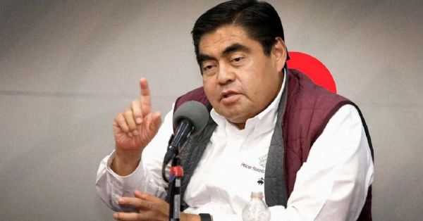 Distorsiona la información Ignacio Mier, asegura el gobernador de Puebla
