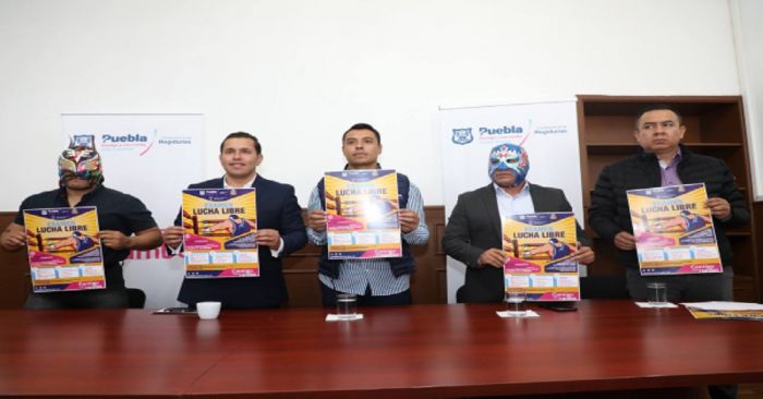 Convocan a certificarse como luchador profesional en Puebla