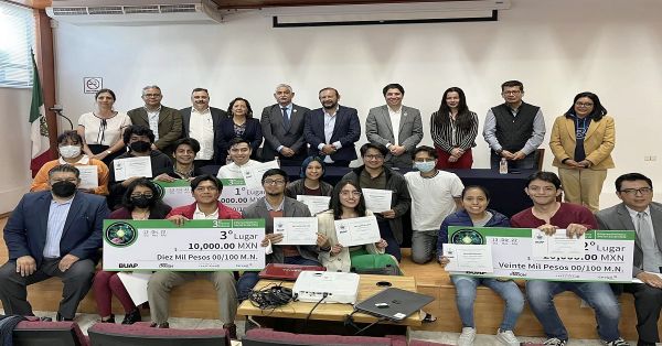 Est&aacute;n emprendedores BUAP, a favor del cuidado del medio ambiente