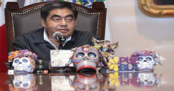 Continúan apoyos a familias afectadas por la explosión de Xochimehuacan: MBH