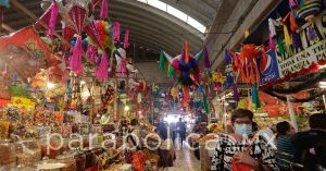 Llama ayuntamiento a adquirir frutas, verduras, flores, piñatas, dulces, carnes o pescados, en Mercados locales