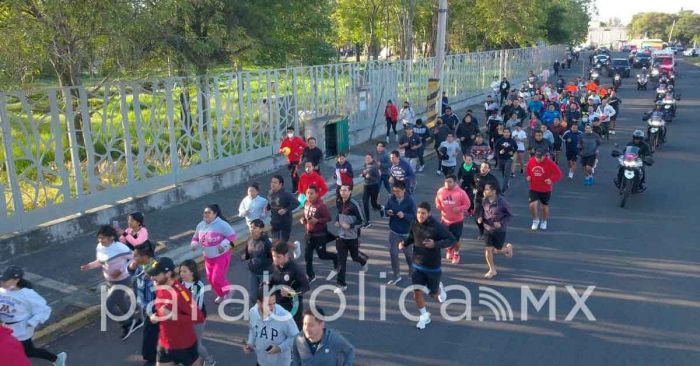 Encabeza Eduardo Rivera la 6ta carrera con cadetes en el Parque Ecológico