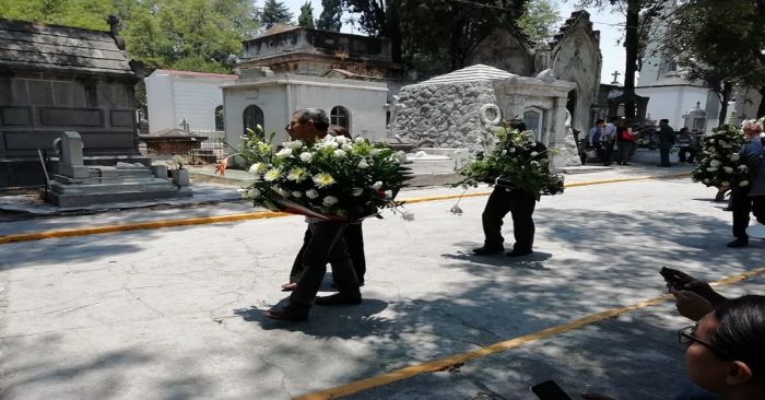 Permanecerán cerrados los panteones en Puebla el 10 de Mayo