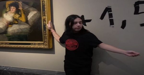Se lanzan museos del mundo contra activistas; advierten "fragilidad" de obras