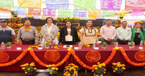 Hay abasto de cempasúchil para la temporada de “Día de Muertos” en Puebla