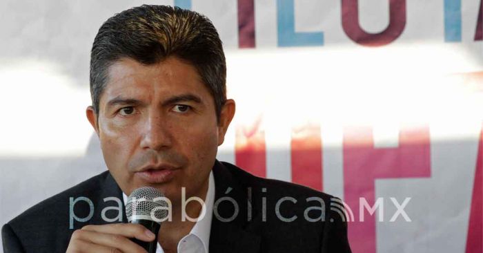 Emite Eduardo Rivera disculpa pública a familiares de ejecutados en Totimehuacán