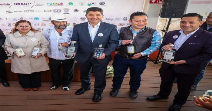Investigan para saber de dónde salieron las narcomantas en Puebla: ERP