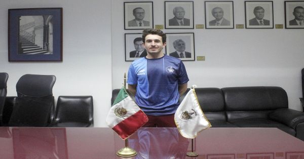 Ir&aacute; estudiante de la BUAP representando a M&eacute;xico en el XVI Campeonato Mundial de P&aacute;del, en Dub&aacute;i
