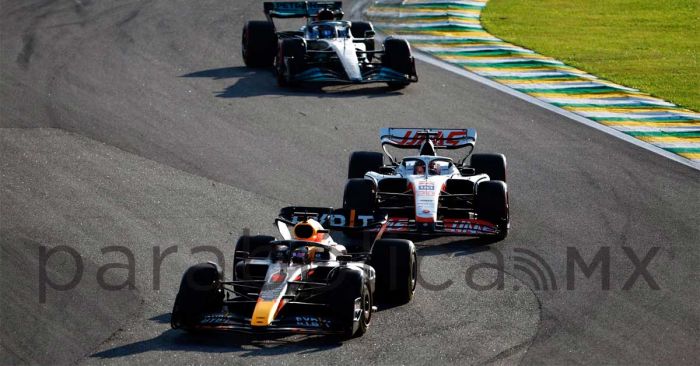 Remonta “Checo” Pérez Sprint Race y saldrá cuarto en el GP de Brasil