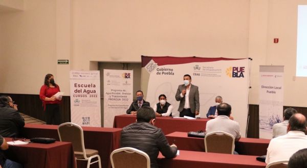 Inicia CEASPUE con capacitaciones a operadores de agua para eficientar el servicio