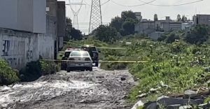 Abandonan dos cuerpos sin vida en El Refugio