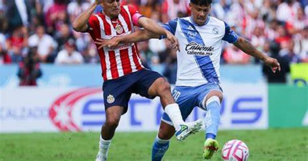 Lanza afición críticas contra Cadena y Peláez tras eliminación de Chivas