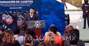 Suman 380 nuevos policías graduados en la capital