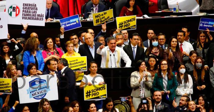 Interpone PRD juicio de amparo para frenar incorporaci&oacute;n de la GN a la Sedena