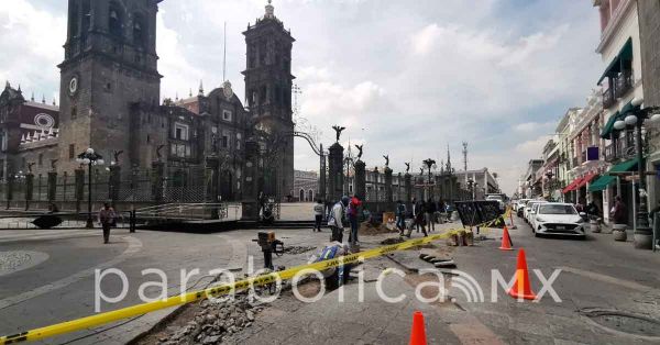 Cambiar&aacute; ayuntamiento por adocreto las lajas de da&ntilde;adas frente a Catedral