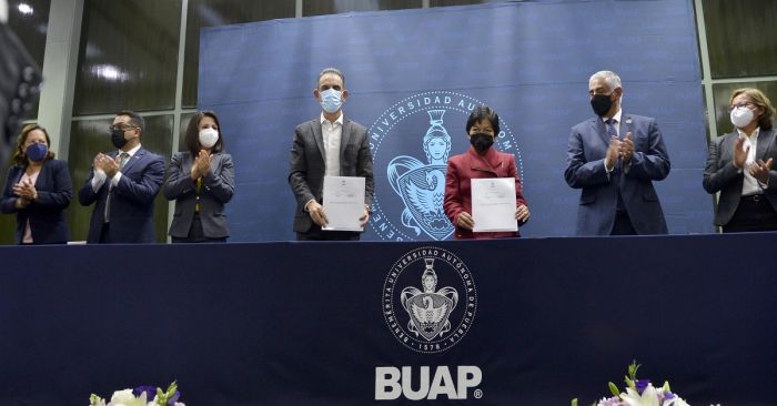 Firma BUAP convenio de colaboraci&oacute;n con Audi de M&eacute;xico