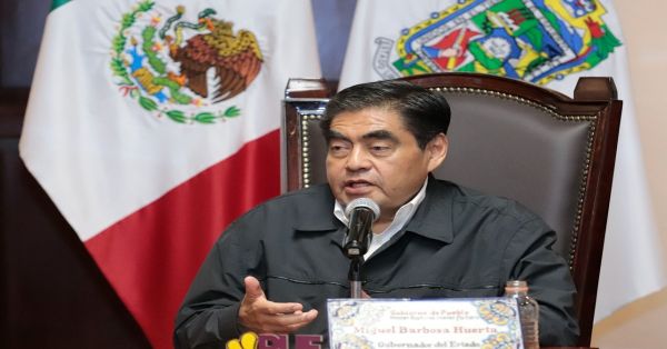 Pide Barbosa a José Juan Espinosa Torres y Xabier Albizuri Morett comparezcan ante la FGE