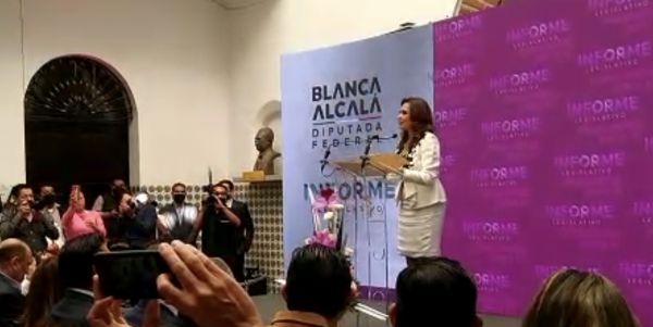 Rinde Blanca Alcal&aacute; su primer informe legislativo