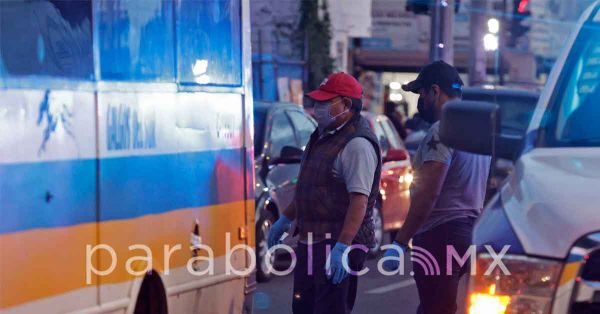 Seguir&aacute; el castigo al transporte p&uacute;blico irregular: Barbosa