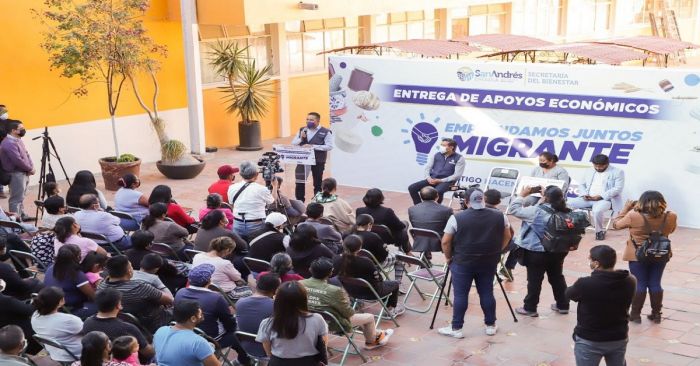 Entregan en San Andrés Cholula apoyos económicos del programa &quot;Emprendamos Juntos Migrante&quot;