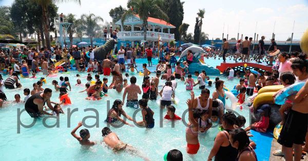 Abarrotan balnearios en Puebla por Sábado de Gloria (+videos)