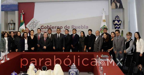 Descarta Sergio Salomón cambios en el gabinete; reafirma compromiso de secretarios